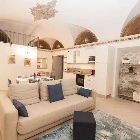 Andalero - Palazzo Castelli * Μενάτζιο