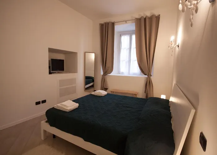 Andalero - Palazzo Castelli * Menaggio